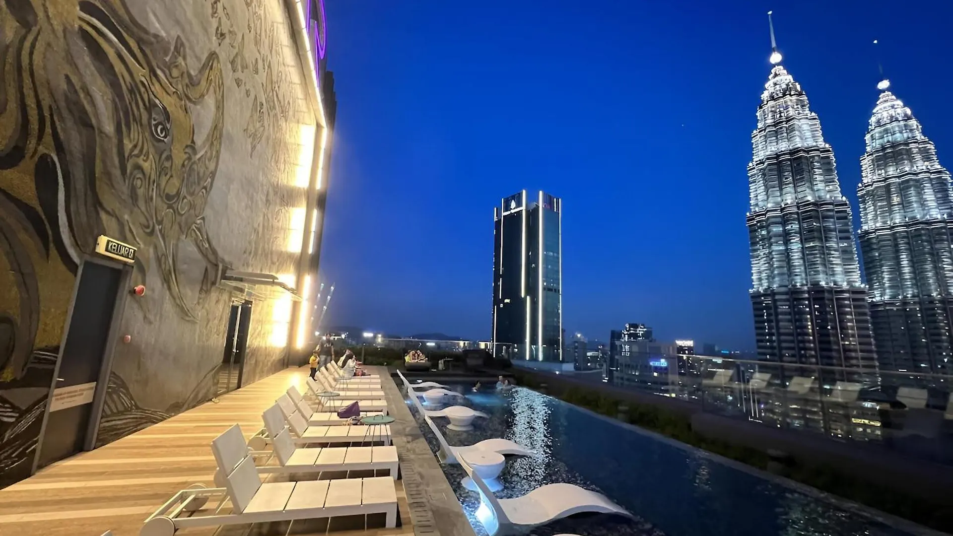 Premier Sky Pool At Star Klcc Apartman Kuala Lumpur